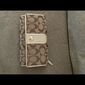 Coach wallet